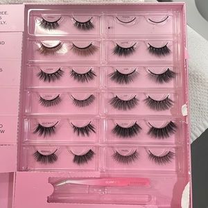 Glamnetic set of 11 lashes